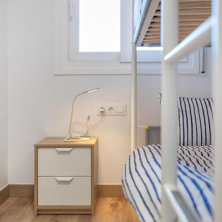 Hauzify I Apartament Big Family サン・フェリウ・ダ・ギショルス エクステリア 写真