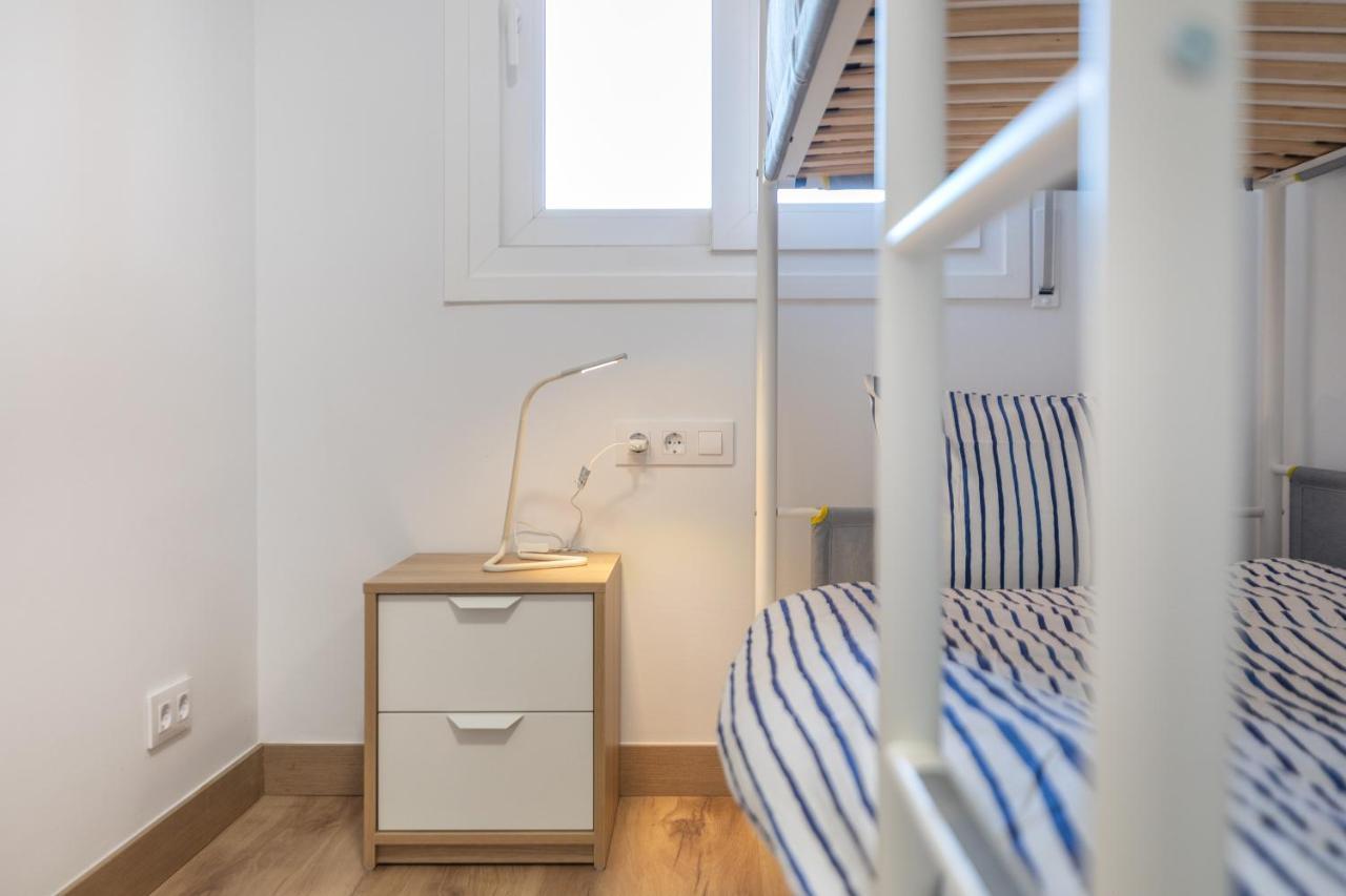 Hauzify I Apartament Big Family サン・フェリウ・ダ・ギショルス エクステリア 写真